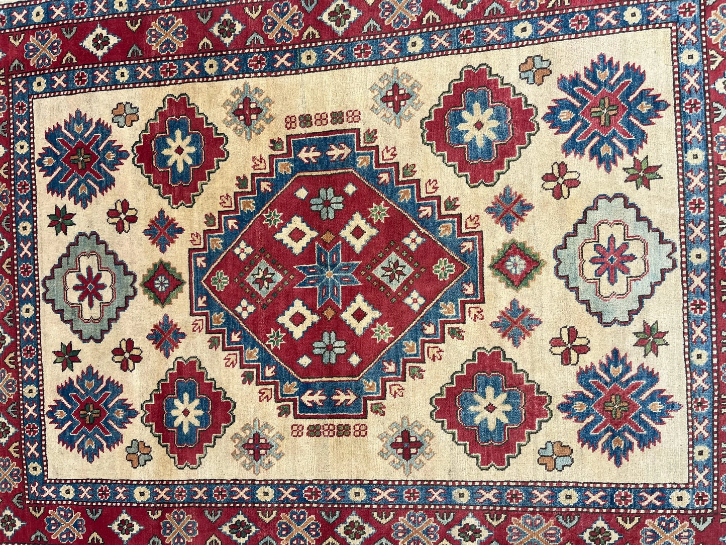Kazak Ivory/Rest Multicolor 5X7 Handmade Wool Rug # 10552