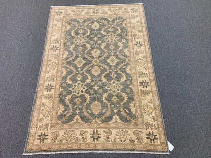 Gray Oushak 4X6 Handmade Wool Rug # 10331