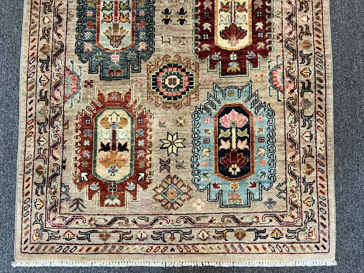 Tribal Ivory 3X5 Handmade Wool Rug # 12867