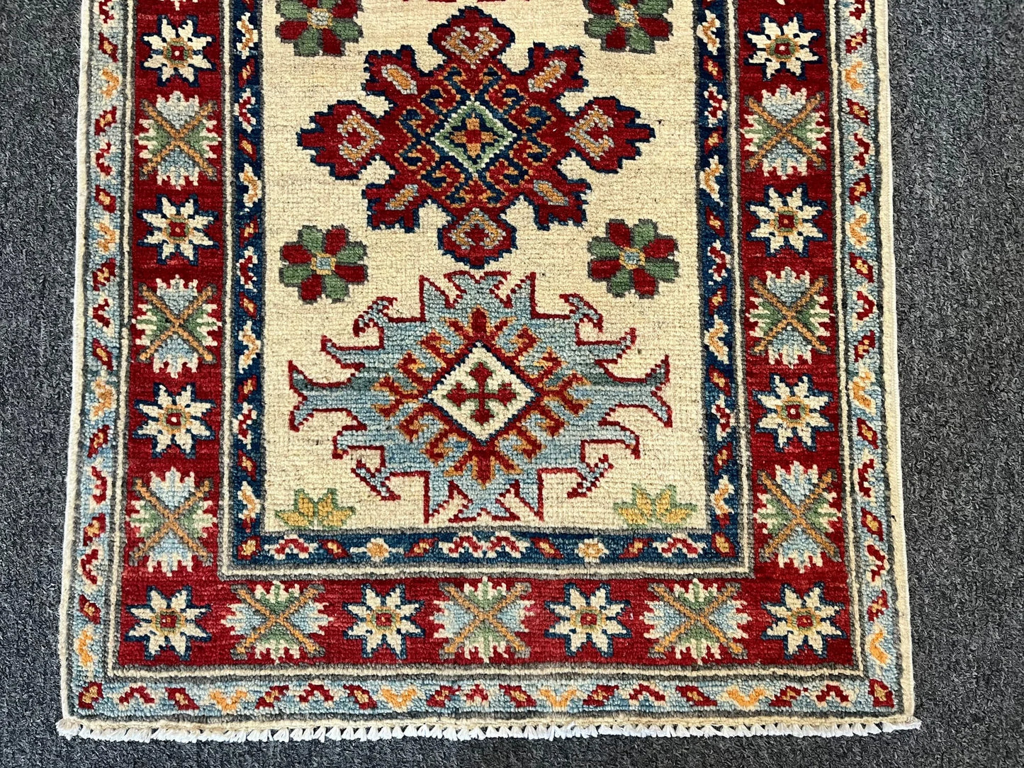 2' X 3' Fine Kazak Handmade Wool Rug # 12643