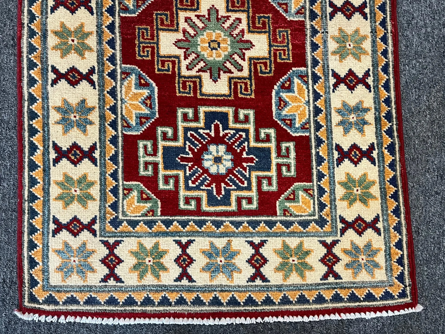 2' X 3' Fine Kazak Handmade Wool Rug # 12628