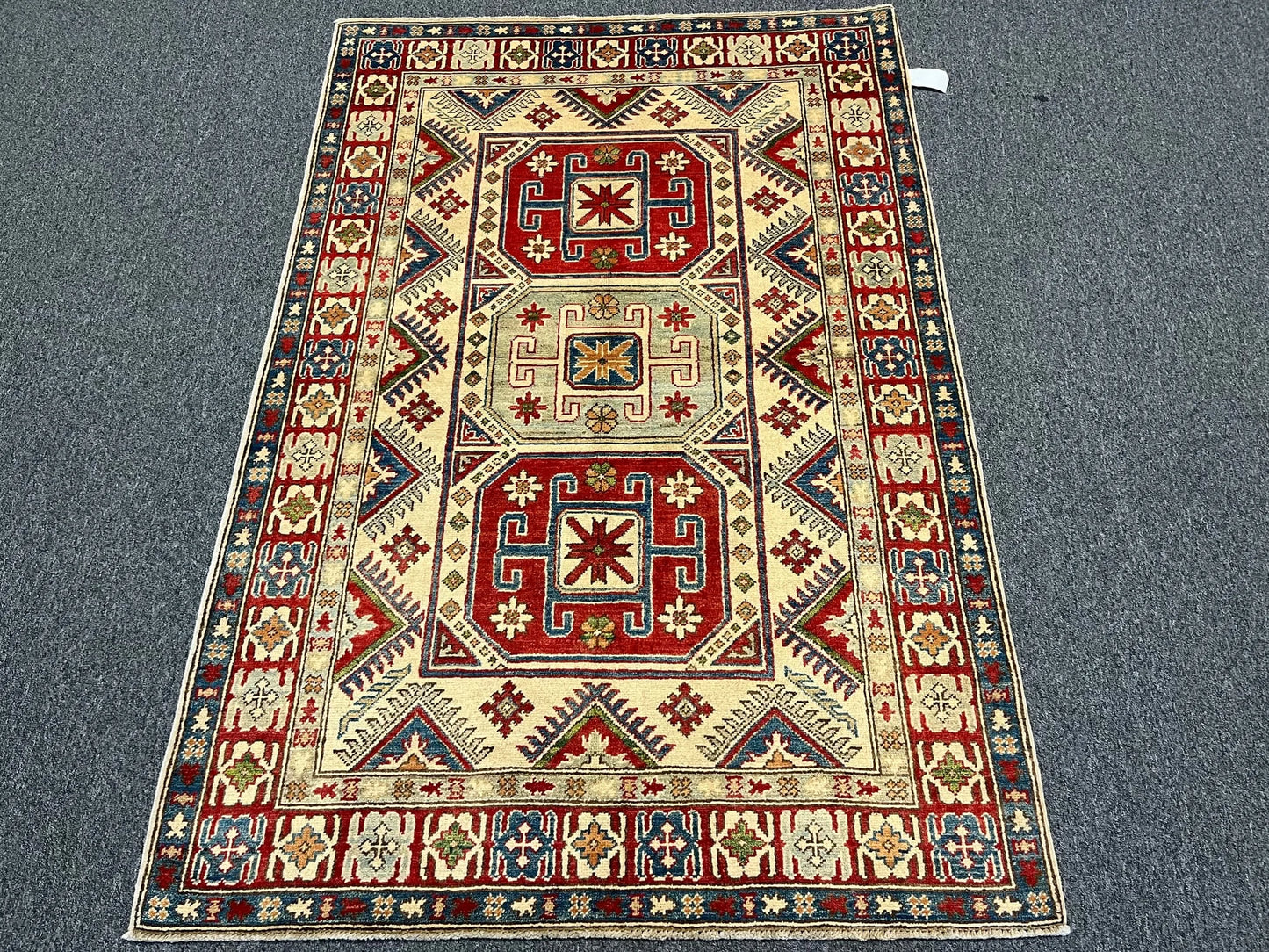 4X6 Hand knotted Kazak Tribal Wool Rug # 9889