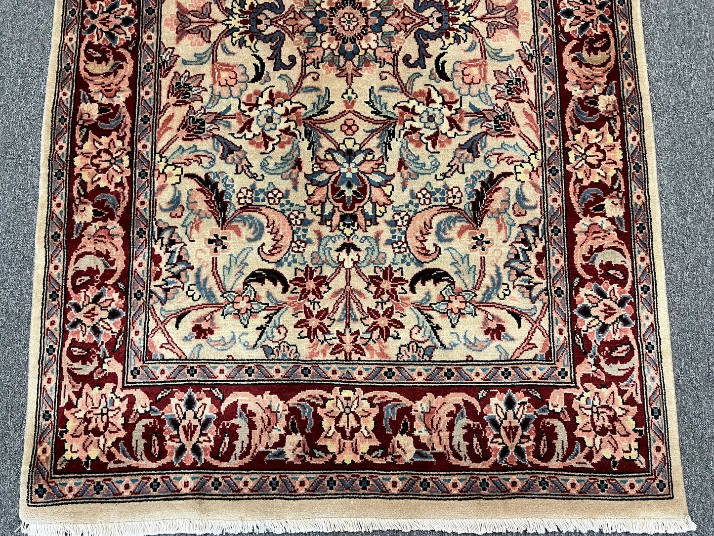 4X6 Pak Persian Handmade Wool Rug # 12437