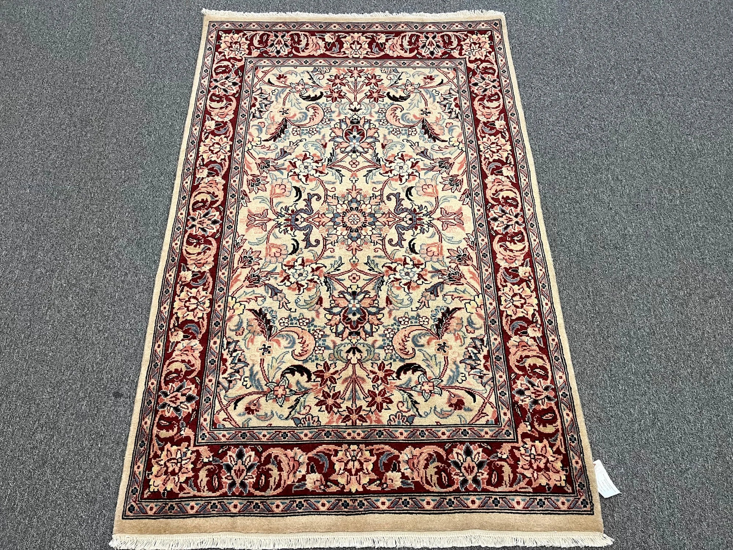 4X6 Floral Pakistani Handmade Wool Rug # 12437