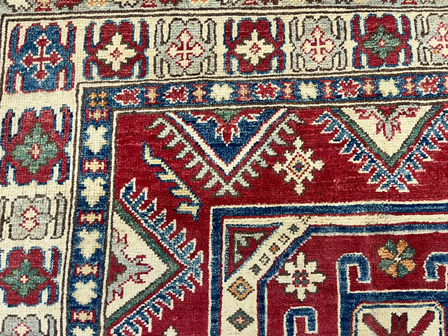 Geometric 4X6 Kazak Handmade Wool Rug # 9884