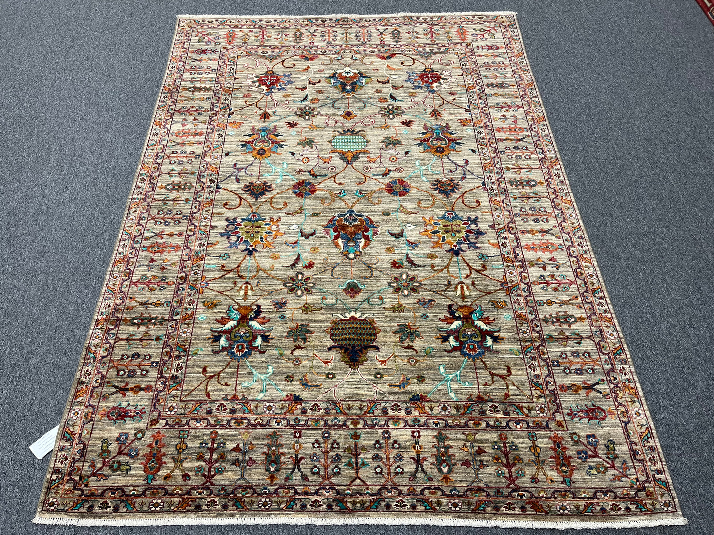 Beige Floral Mohal 6X8 Handmade Wool Rug # 14587