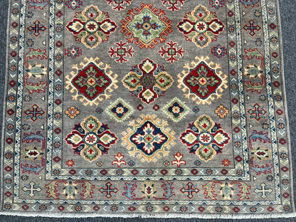 Kazak Soft Gray 4X6 Wool Hand-knotted Rug # 13772