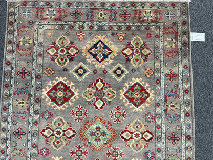 Kazak Soft Gray 4X6 Wool Hand-knotted Rug # 13772