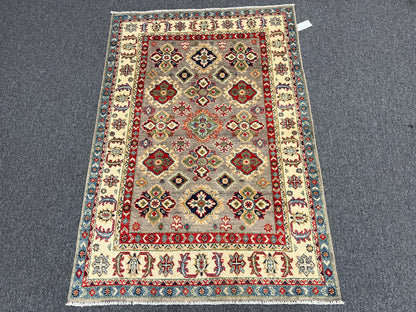 Kazak Soft Gray 4X6 Wool Hand-knotted Rug # 13768