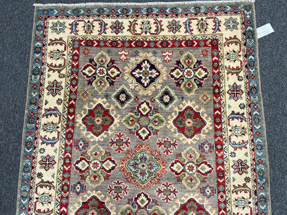 Kazak Soft Gray 4X6 Wool Hand-knotted Rug # 13768