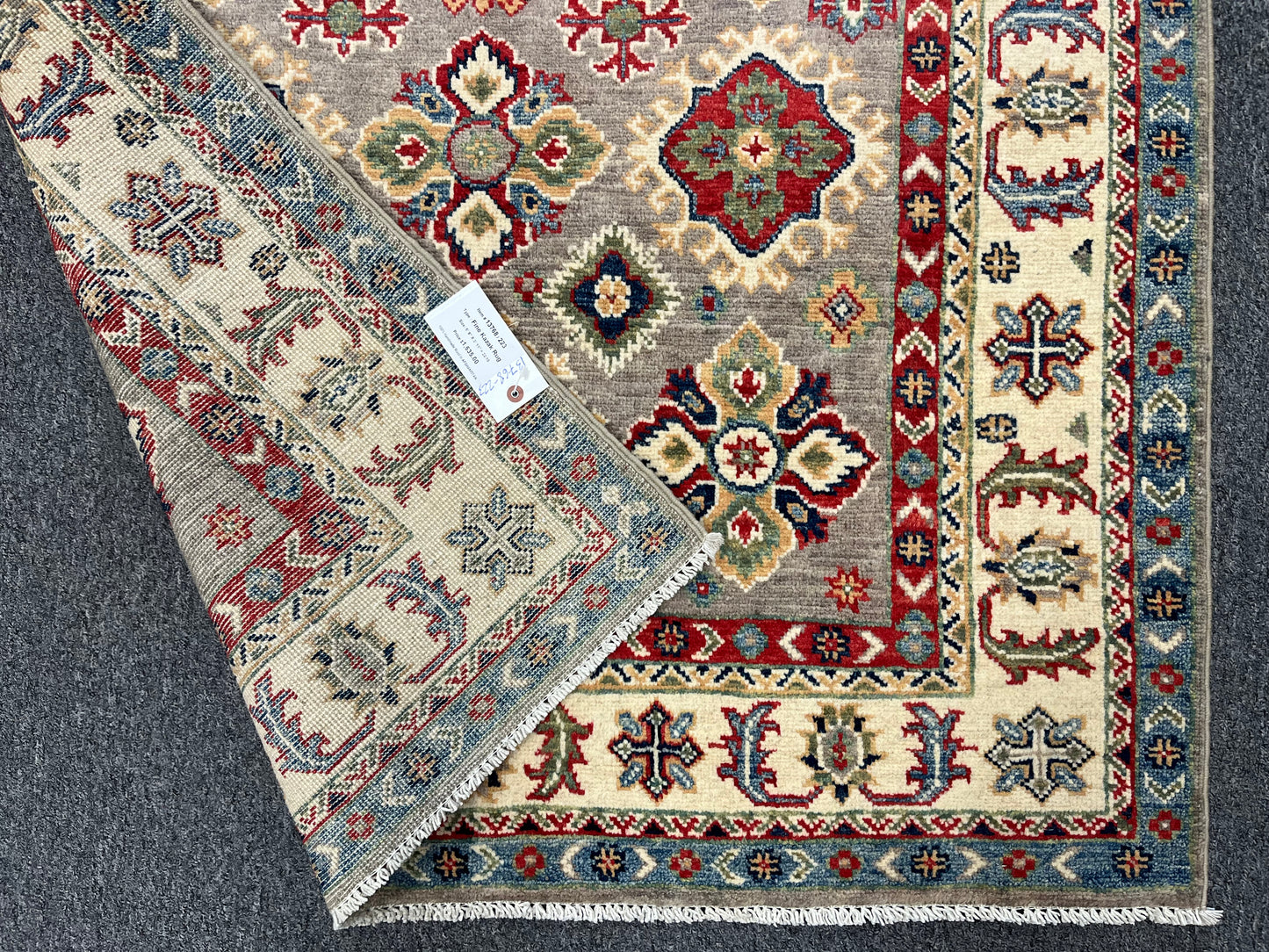 Kazak Soft Gray 4X6 Wool Hand-knotted Rug # 13768