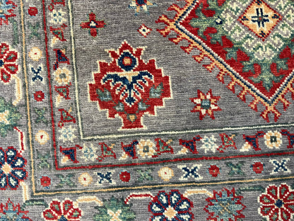 Kazak Soft Gray 4X6 Wool Hand-knotted Rug # 13694