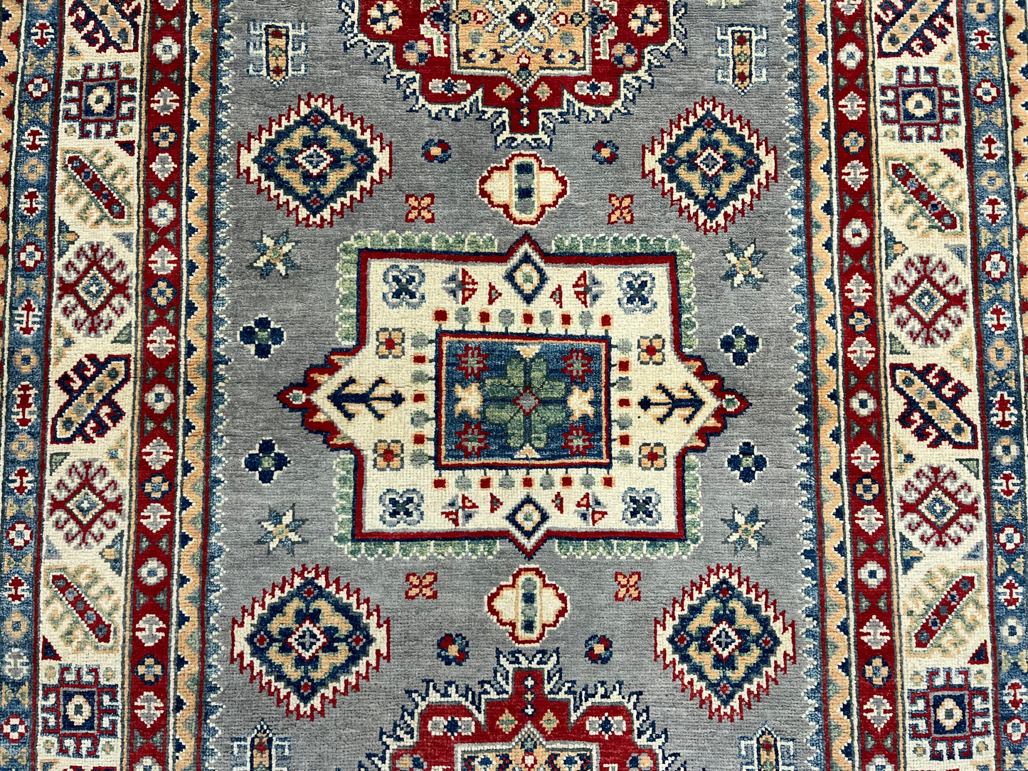 Gray Kazak Hand knotted 4X6 Oriental Wool Rug # 13744