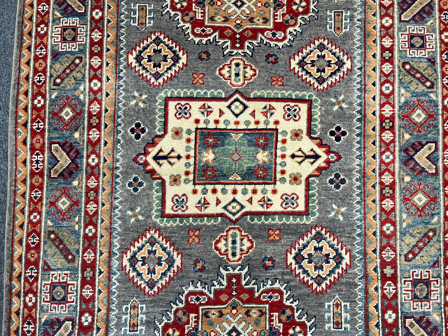 Kazak Gray 4X6 Handmade Wool Rug # 13929