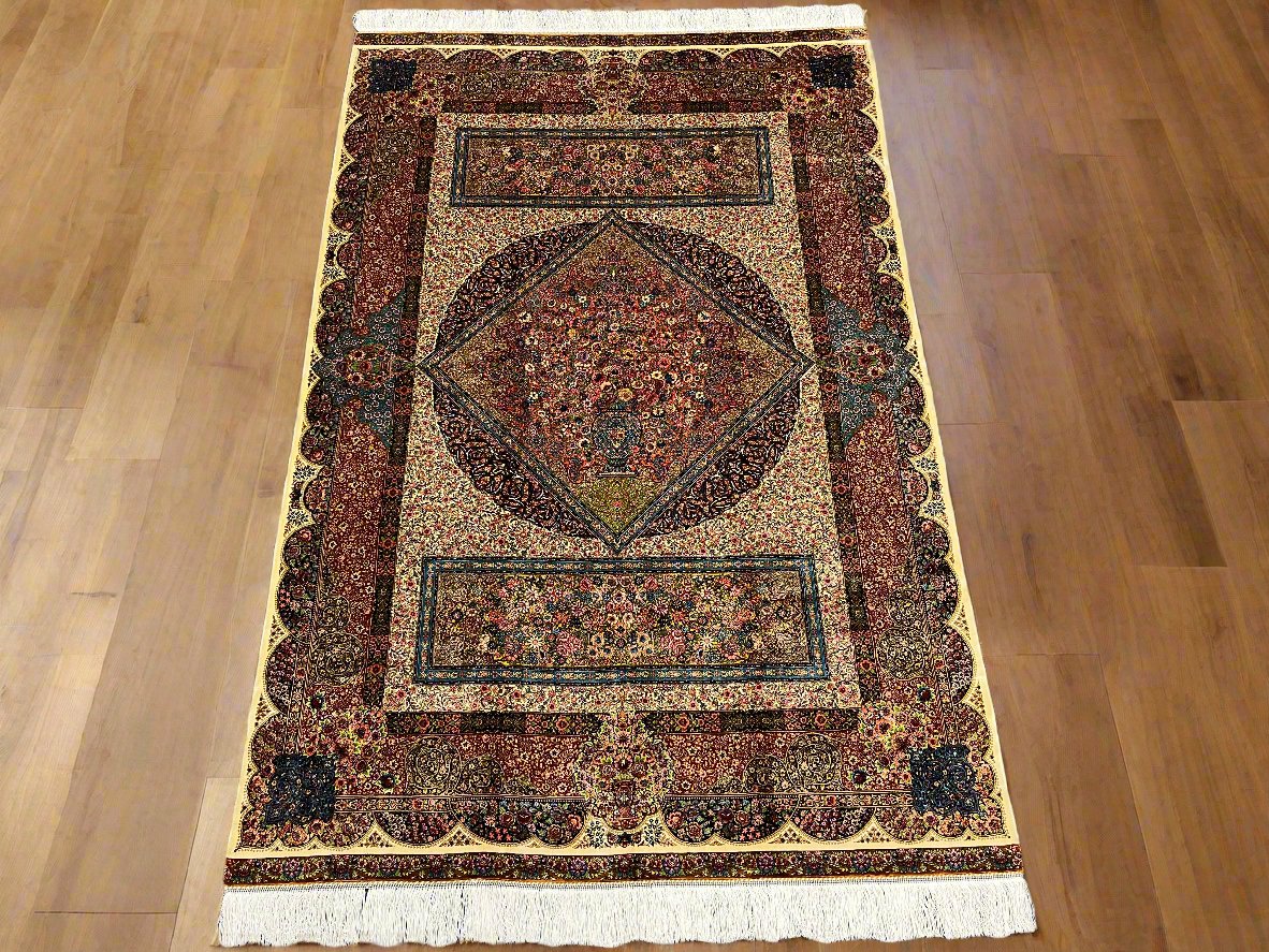 5X8 Silk Handloom Beige Multicolor Rug # 14544