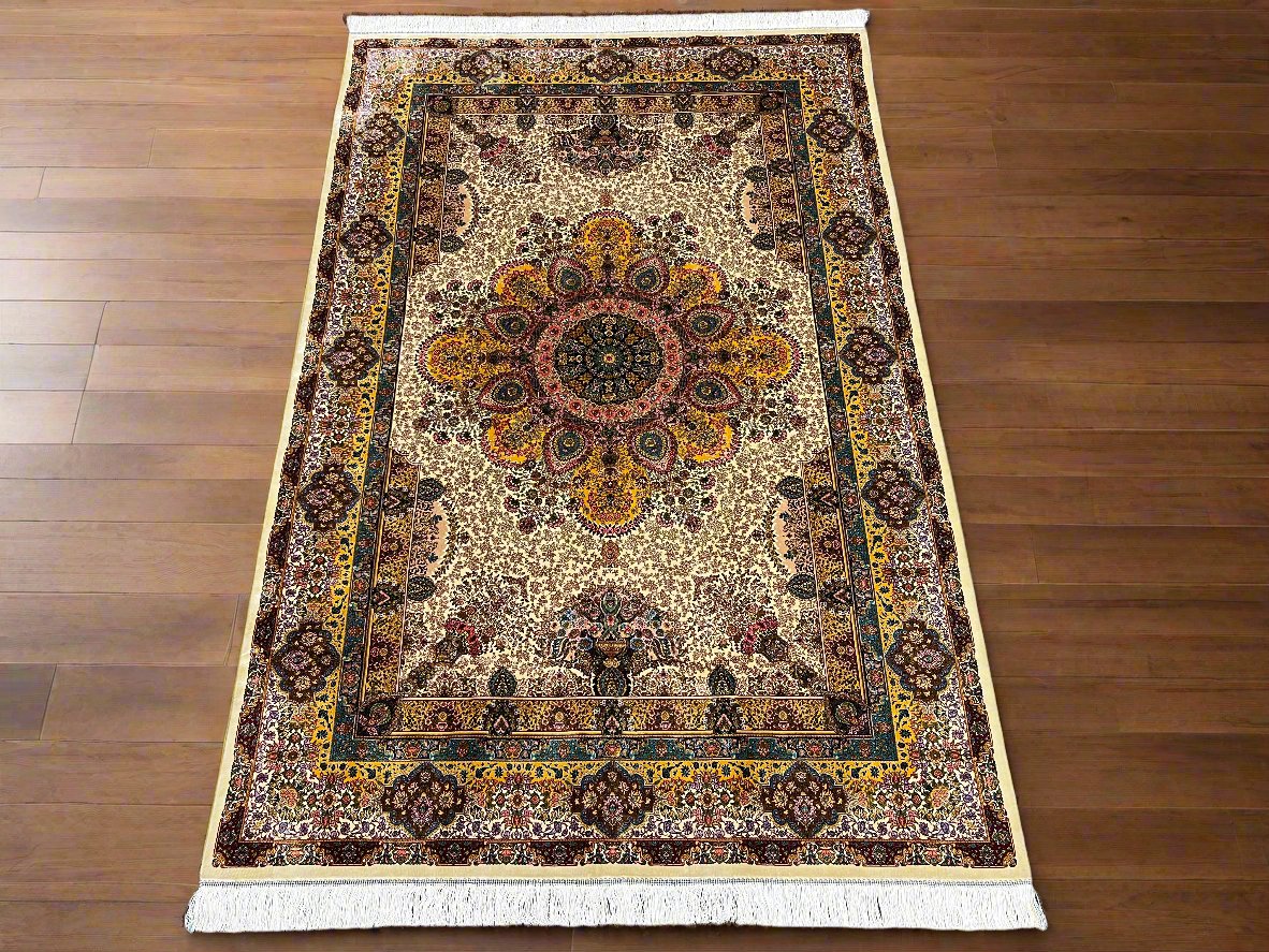 5X8 Silk Handloom Beige Multicolor Rug # 14540