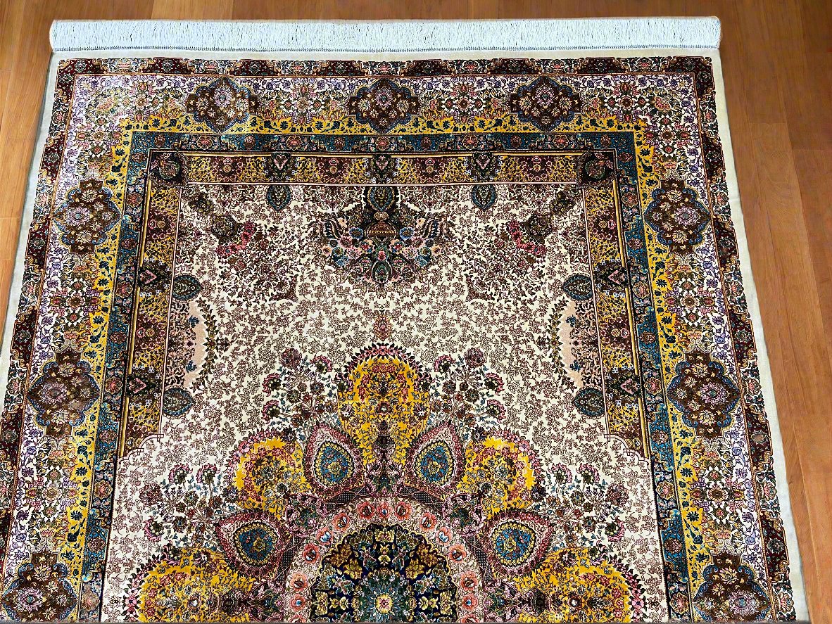 5X8 Silk Handloom Beige Multicolor Rug # 14540