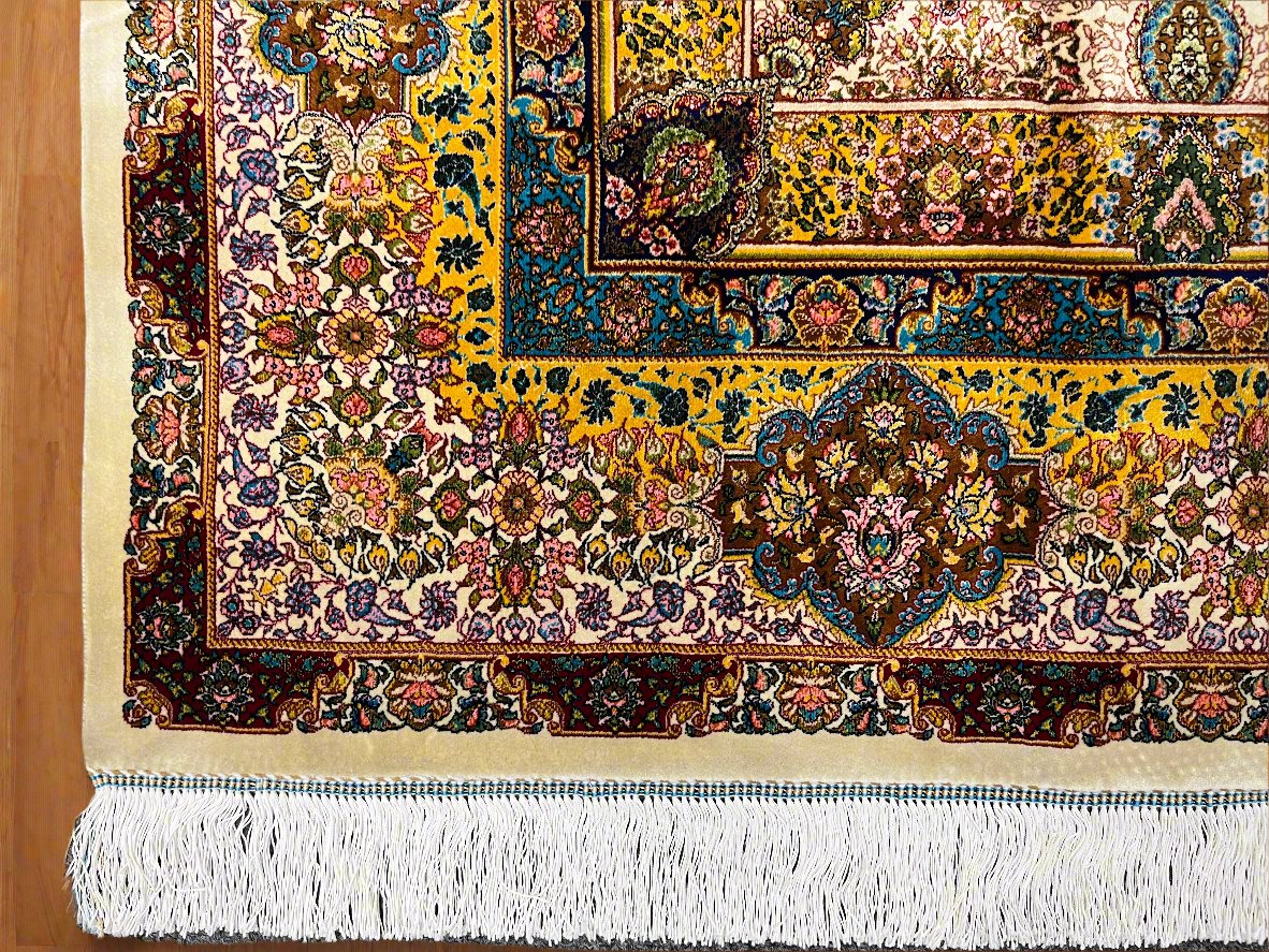 5X8 Silk Handloom Beige Multicolor Rug # 14540