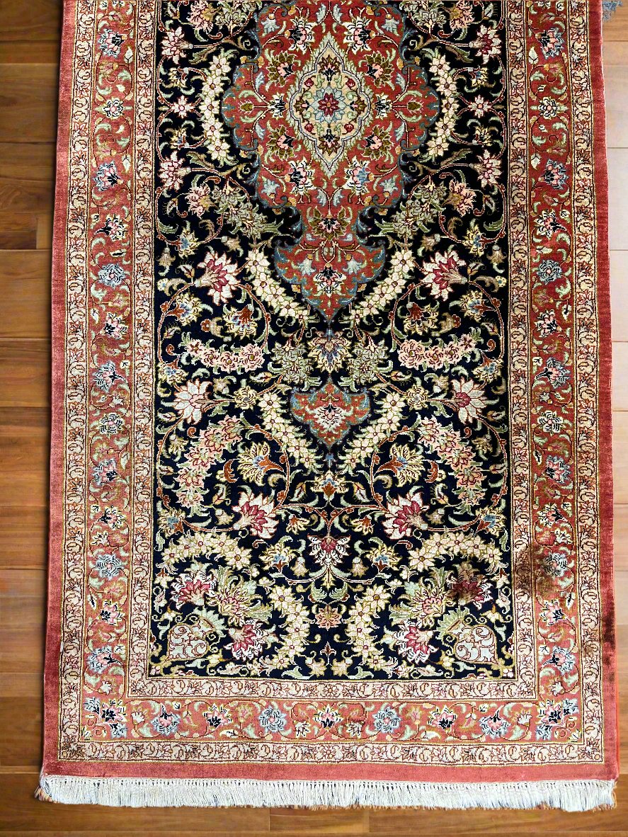 2X5 Silk Multicolor Handmade Rug