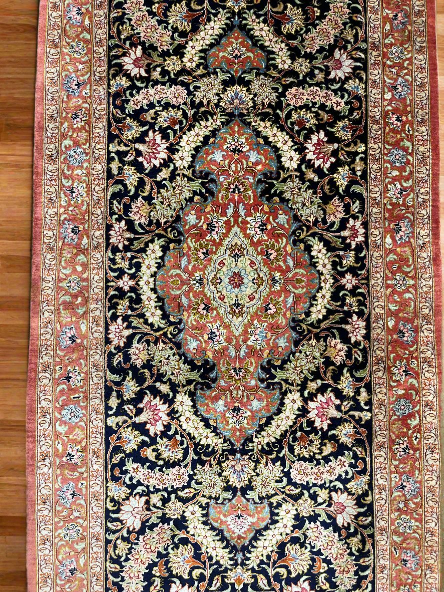 2X5 Silk Multicolor Handmade Rug